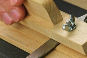 Самодельное приспособление для заточки стамесок